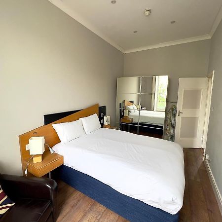 ロンドンSuper Flat In The Heart Of Westminsterアパートメント エクステリア 写真