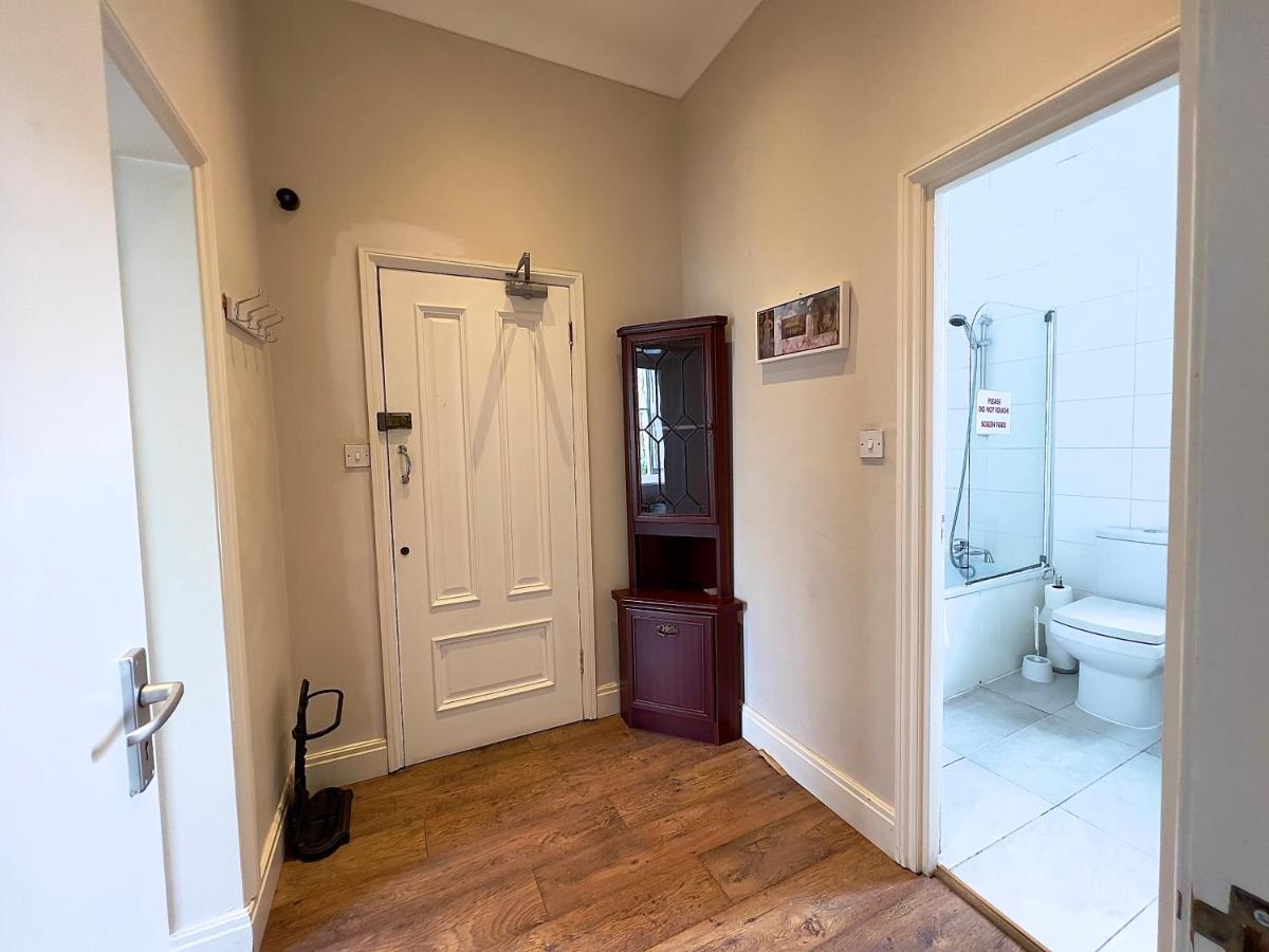 ロンドンSuper Flat In The Heart Of Westminsterアパートメント エクステリア 写真