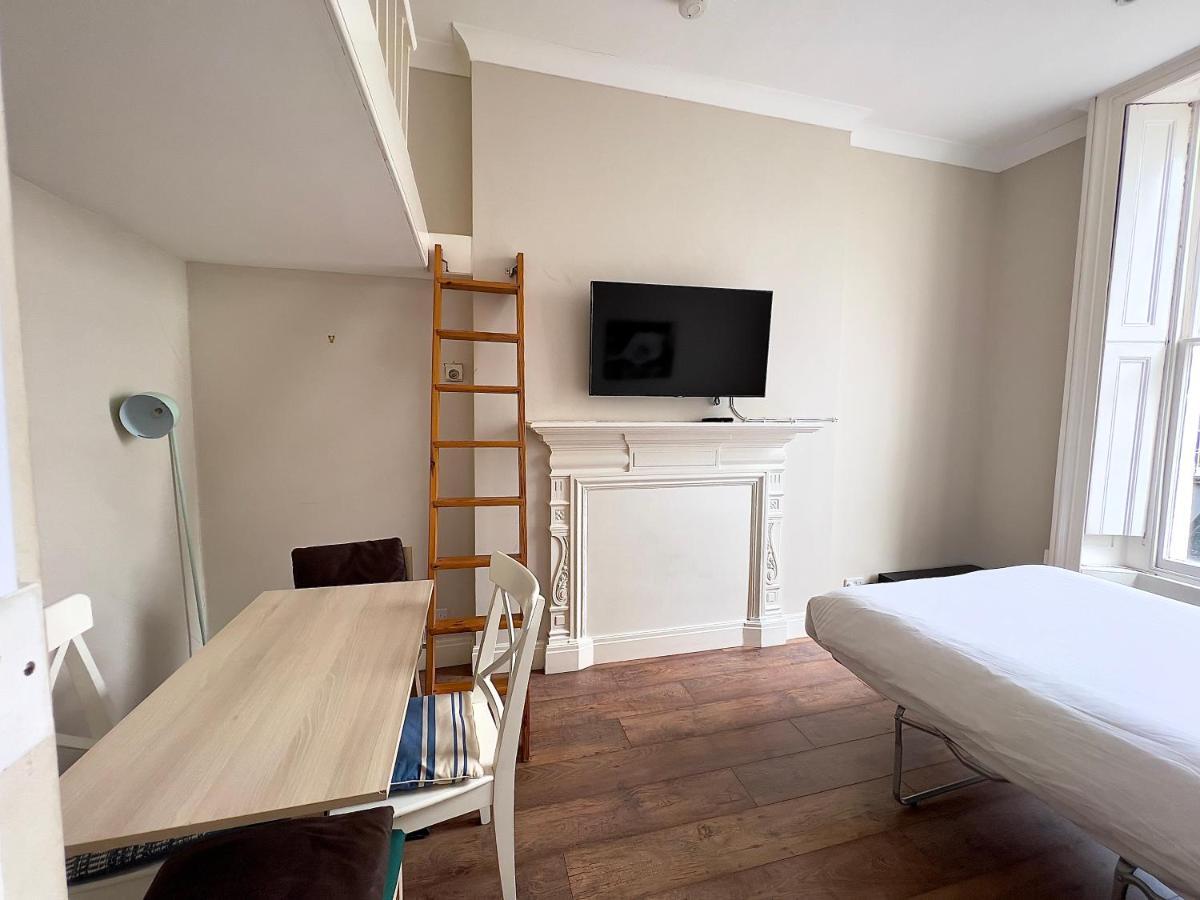ロンドンSuper Flat In The Heart Of Westminsterアパートメント エクステリア 写真